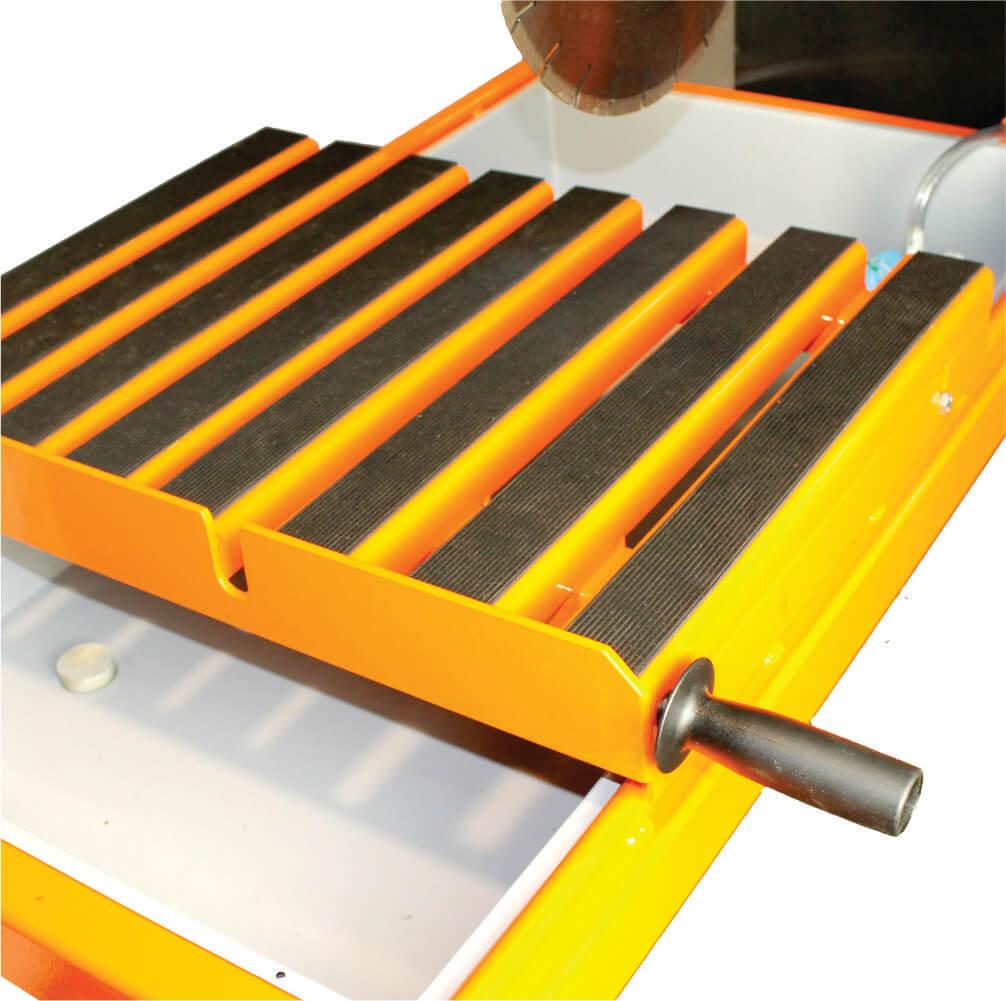 KTV 400 Машина для резки кирпича, диск 400 мм, длина резки 450 мм