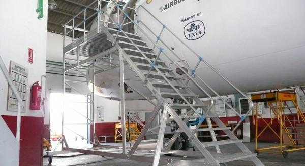 Platformă mobilă din aluminiu pentru acces la AIRBUS 320