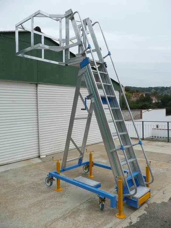 Scara din aluminiu pentru lucrul pe partea de sus a camioanelor rezervoare
