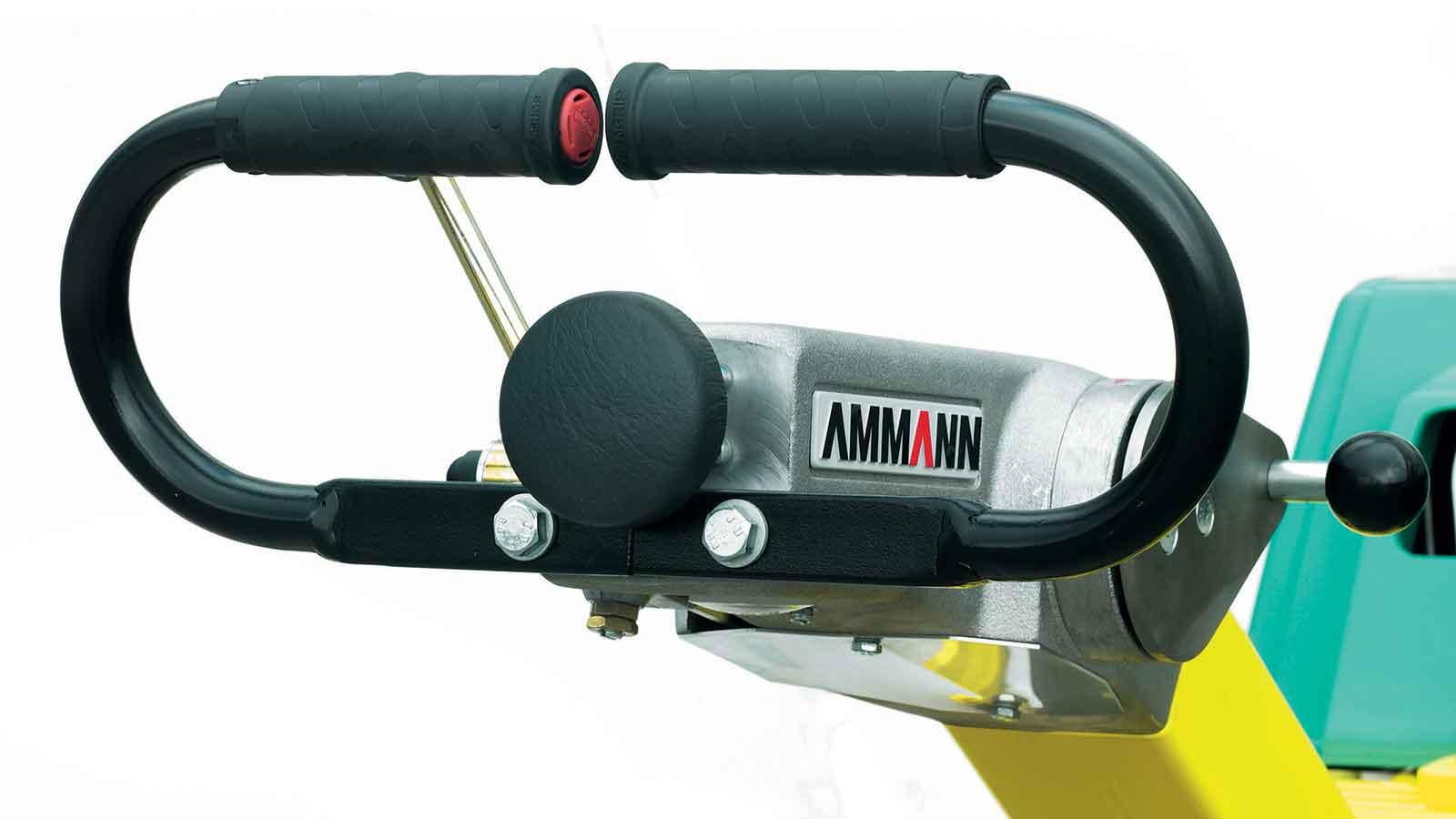 Placa compactoare reversibila hidrostatica AMMANN APH 100-20