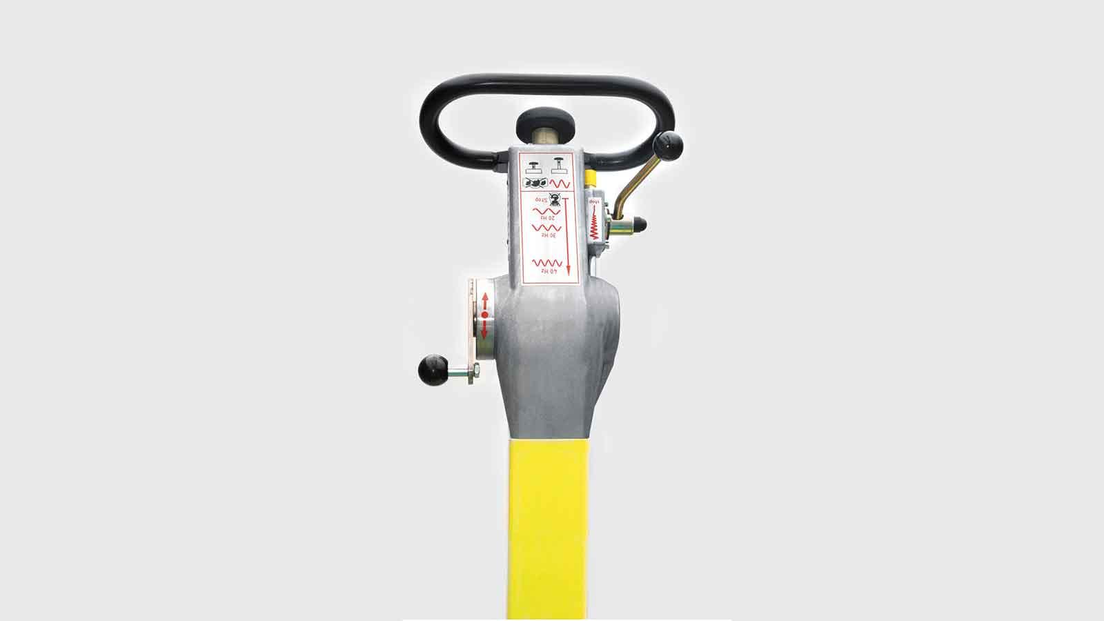 Placa compactoare reversibila hidrostatica AMMANN APH 100-20