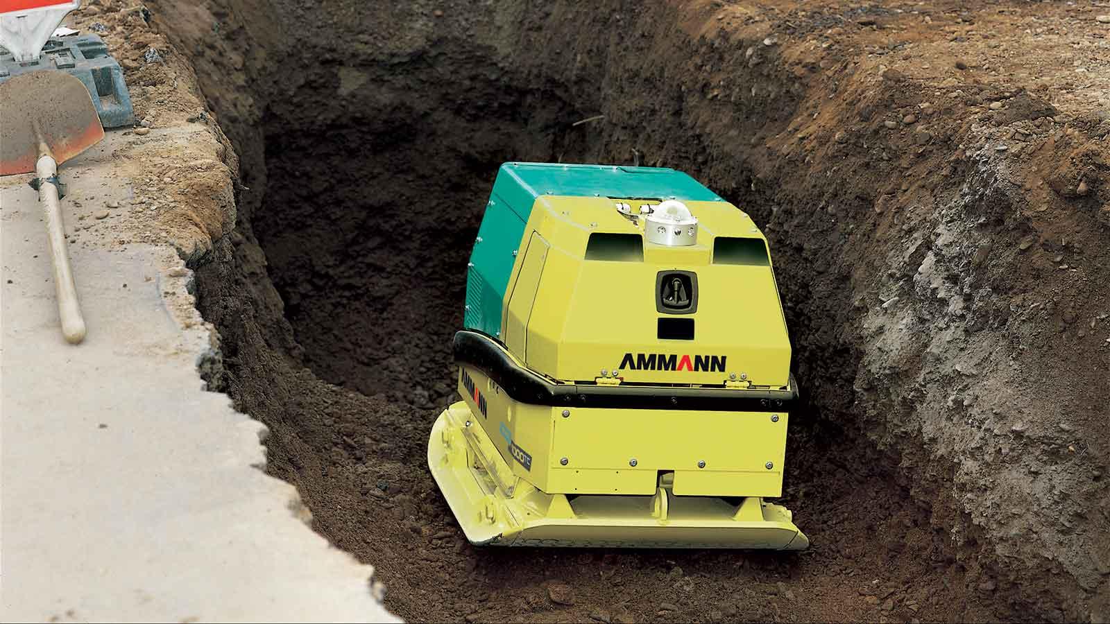 Placa compactoare reversibila hidrostatica AMMANN APH 1000 TC